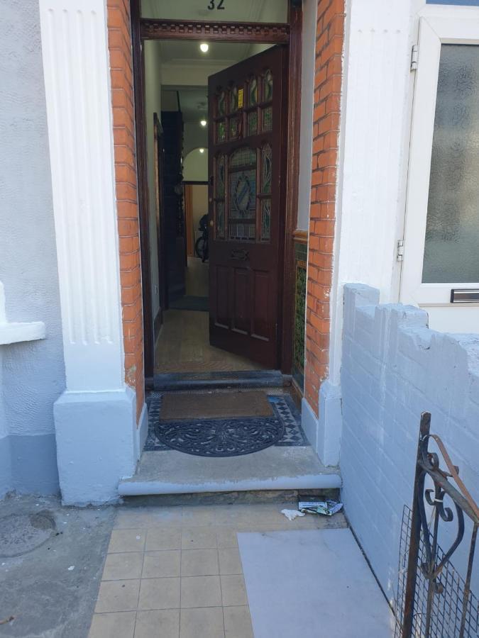 Burney Tomar House Lejlighed Croydon Eksteriør billede